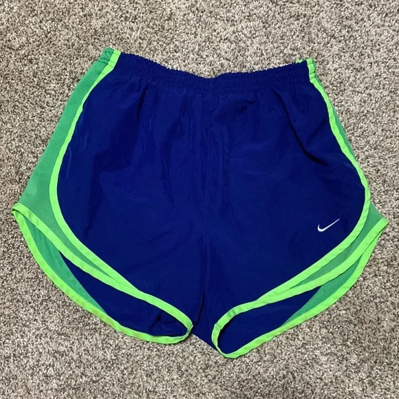 ‼️BUNDLE‼️ Nike Shorts - Picture 4 of 16